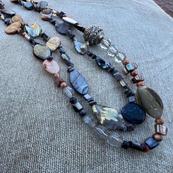 Artisan Jewelry - Multi Media Necklace • Neutral Tans & Grays • Silver Tone
